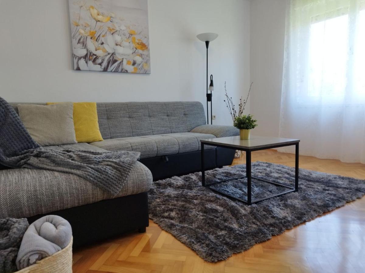 Antemma Apartment Pula Exterior photo